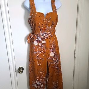 🏵Rust colored floral print jumper